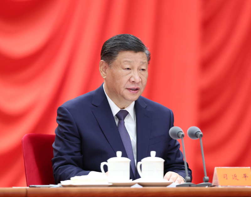 1月8日，中共中央总书记、国家主席、中央军委主席习近平在中国共产党第二十届中央纪律检查委员会第三次全体会议上发表重要讲话。新华社记者 鞠鹏 摄