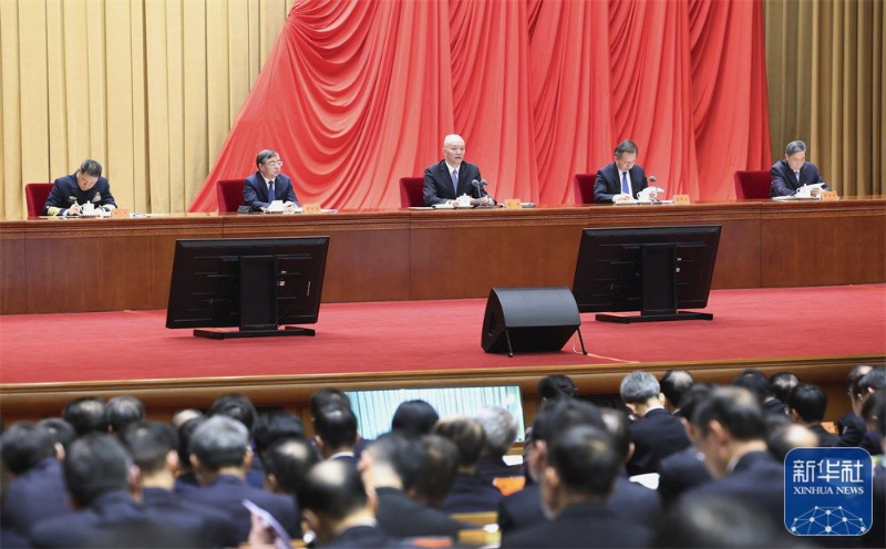 2月4日，学习贯彻习近平新时代中国特色社会主义思想主题教育总结会议在北京召开。中共中央政治局常委、中央学习贯彻习近平新时代中国特色社会主义思想主题教育领导小组组长蔡奇出席会议并讲话。新华社记者 庞兴雷 摄
