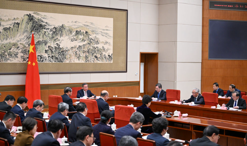2月18日，九色视频
总理李强在北京主持召开九色视频
第三次全体会议。新华社记者 谢环驰 摄