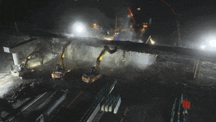 0e36159c74d38a8f7ff4.gif
